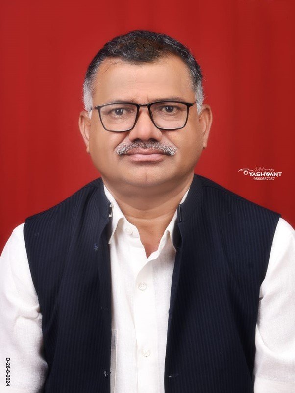Staff Image